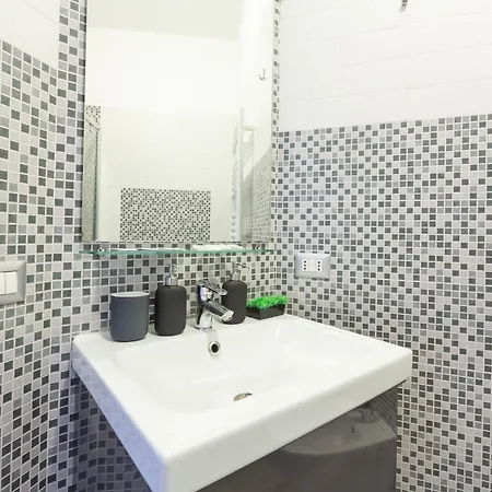 Bocconi Cosy Apartman Milánó