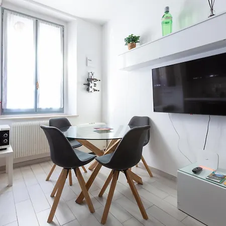 Apartman Bocconi Cosy